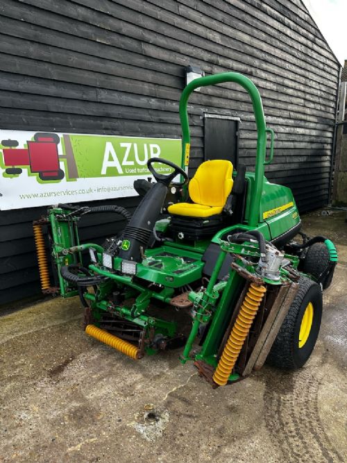 John Deere 8700A PrecisionCut ride on 5 cylinder mower for sale