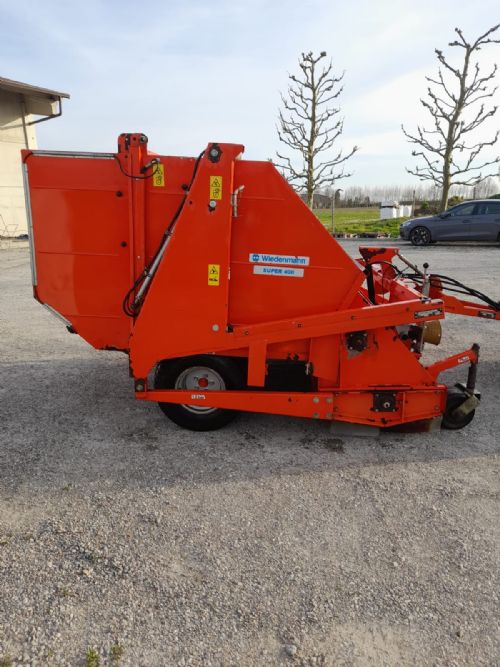 Lawn sweeper for sale