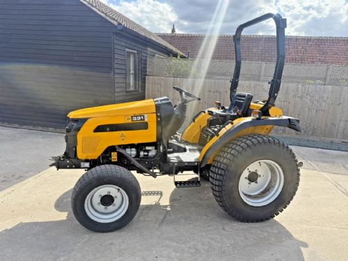 JCB TYM 331 HYDROSTATIC 4WD COMPACT TRACTOR for sale