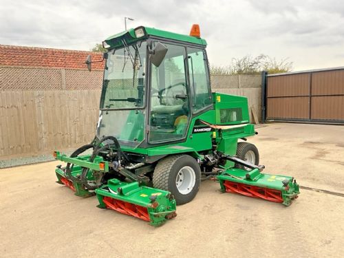 2015 RANSOMES COMMANDER 3250 5 GANG CYLINDER RIDE ON MOWER for sale