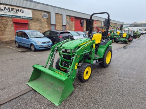 John Deere 2032R Compact Tractor  for sale