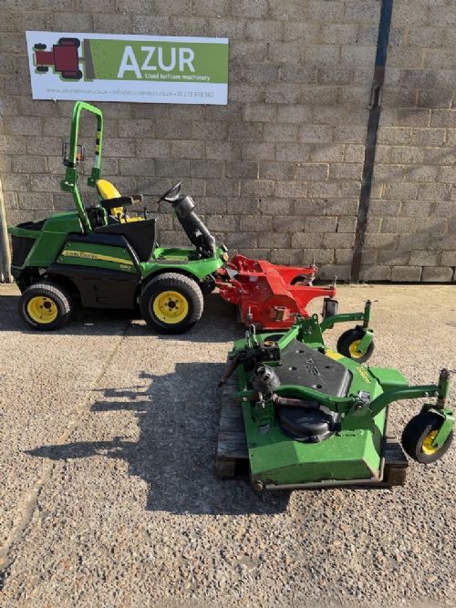John Deere F1580 out front ride on rotary with a 62