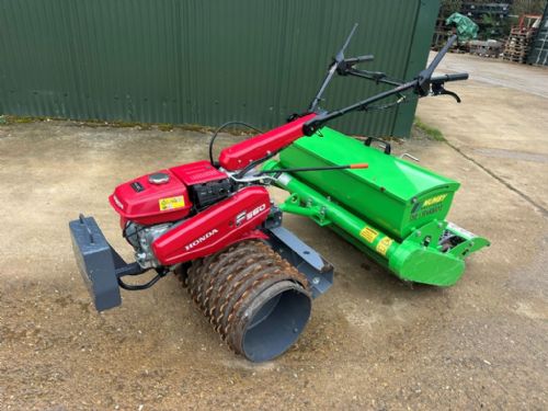 Mumby Charriot Seeder MCS910 with Honda F560 Power Unit  for sale