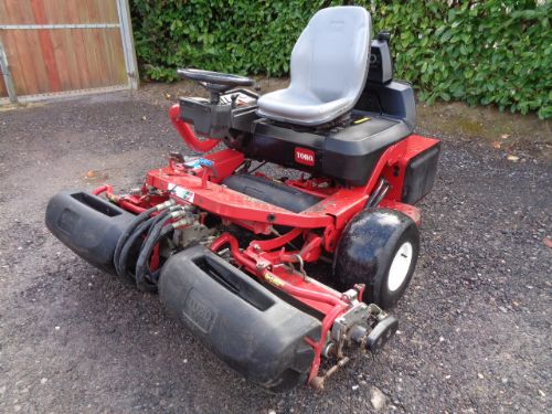 TORO 3250D GREENS MOWER for sale