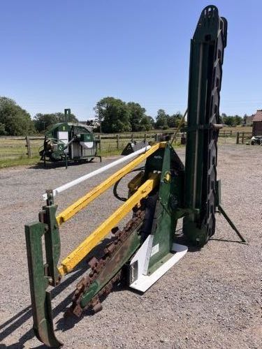 Shelton CT 100 Chain Trencher for sale