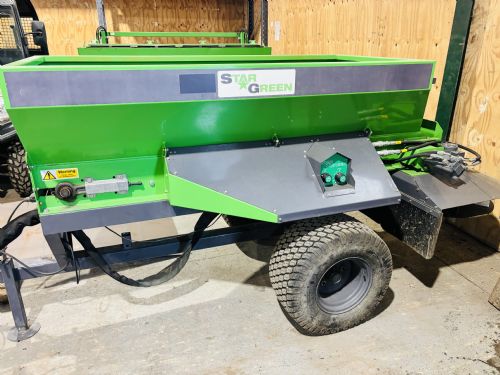 Vale engineering Towable Top Dressor  for sale