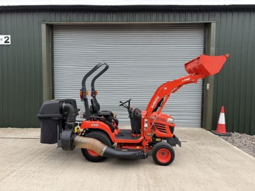 KUBOTA BX2350 WITH LOADER MID CUTTING DECK COLLECTOR HOURS 566 4X4 FULL SERVICE for sale