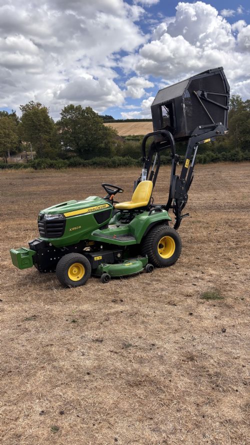 JOHN DEERE X950R HIGH TIP RIDE ON MOWER for sale