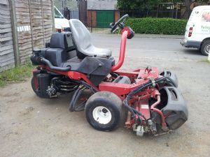 toro3250 greens mower for sale