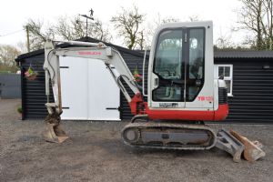 2007 Takeuchi T125 mini digger for sale
