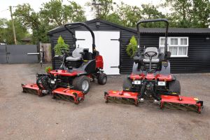 2013 Hayter LT324 / Toro LT3340 Triple Cylinder Mower for sale